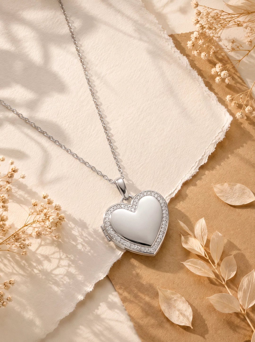 Collier photo cœur personnalisé avec photographie à l'intérieur